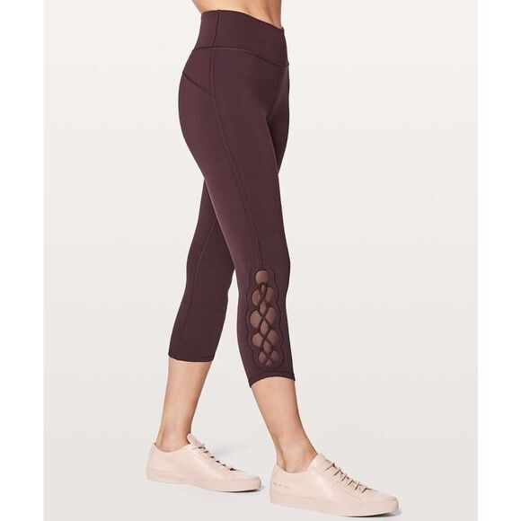 Lululemon Tied To It Crop 21" Black Cherry - Size: 10 - Picture 1 of 10